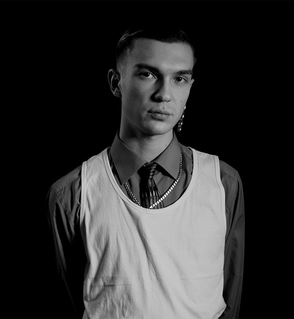 BIBLI acoge, del 5 de noviembre al 7 de Enero 2022, la primera exposición individual del artista Filip Custic