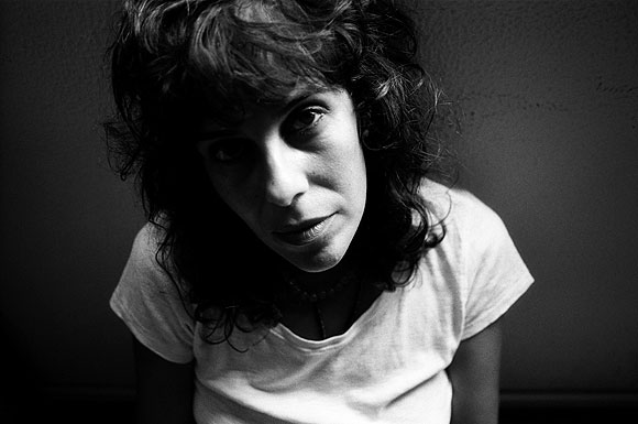 BIBLI inaugura este viernes 27 de noviembre la exposición VAGAR, de la artista Laura González Cabrera. // CanariasCreativa.com