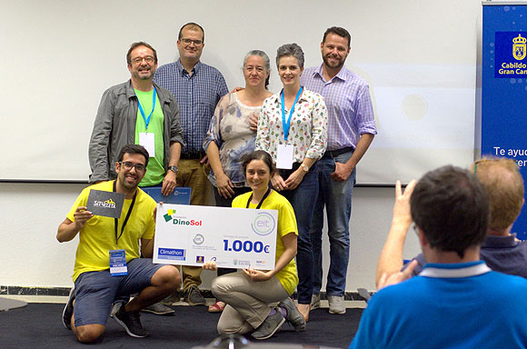 Un revestimiento de plástico difícil de reciclar gana el máximo galardón del primer #Climathon que acoge Gran Canaria