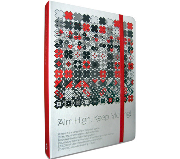 Index Book nos trae el libro del X Aniversario Festival OFFF