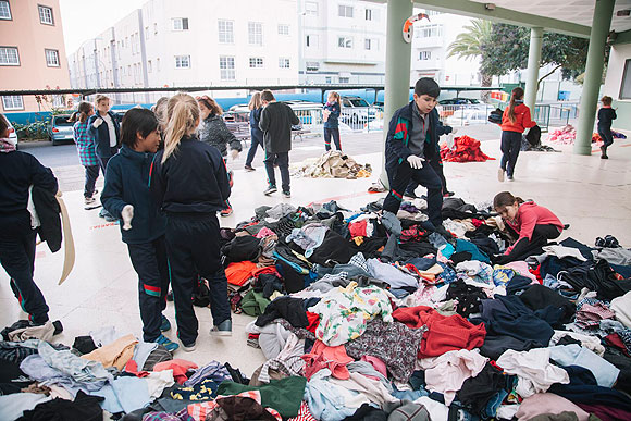 600 kilos de ropa usada contra el cambio climático